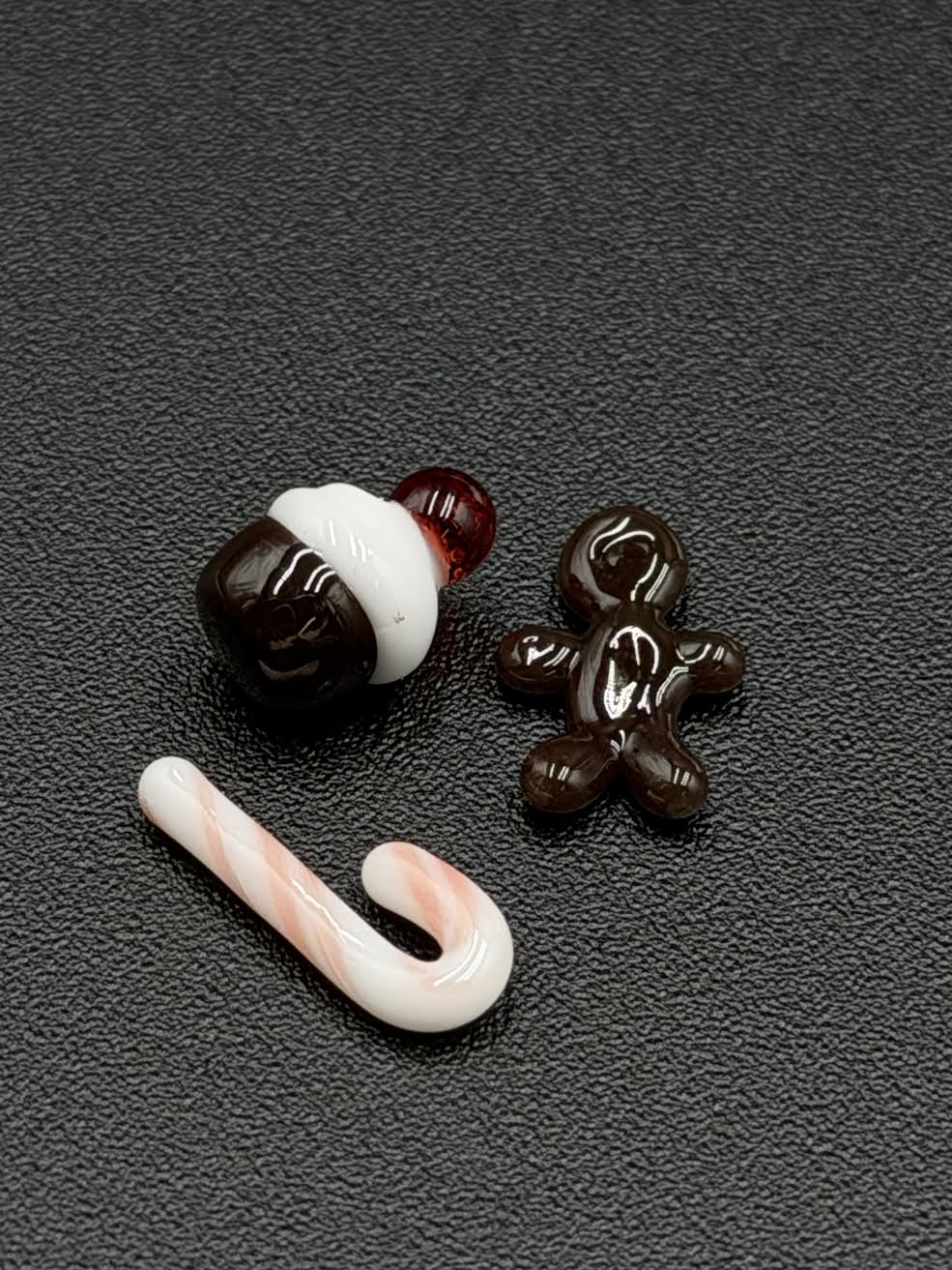 Mateo Gonzalez Glass –  Christmas Terp Pillar and Pearl Set