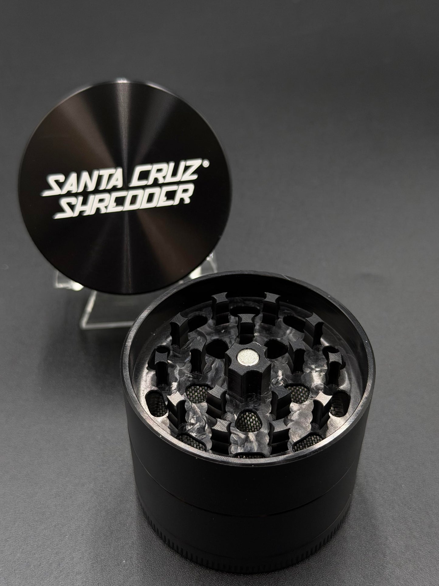 Santa Cruz Shredders – Medium 4-piece Grinder (Assorted Colors)