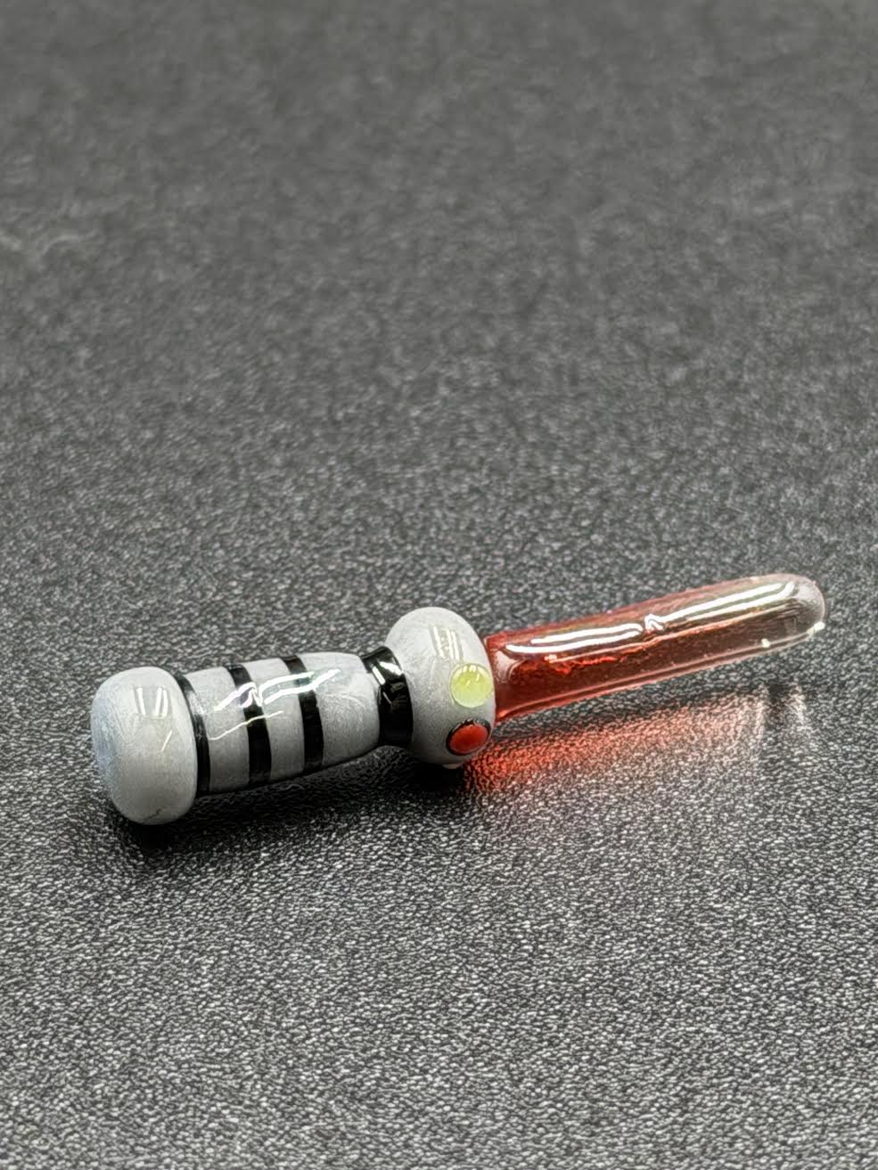Mateo Gonzalez Glass – Light Saber Terp Pillar (Assorted Colors)