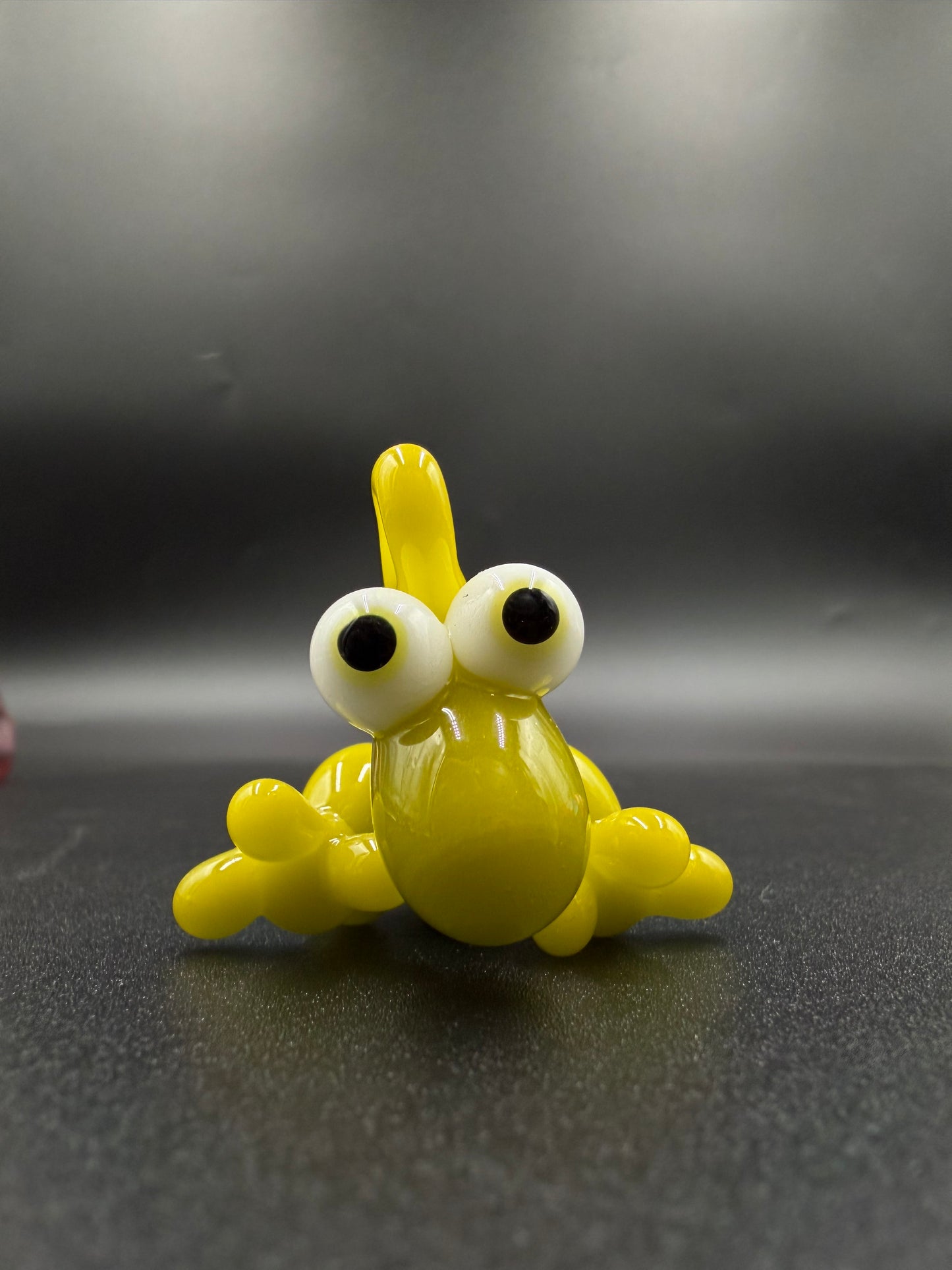 Mateo Gonzalez Glass – Nerd Pendant (Yellow)
